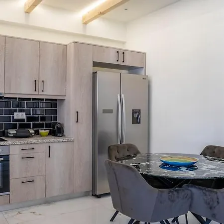 Koukaki Apartment- Near Acropolis-athlete's Choice Apartment